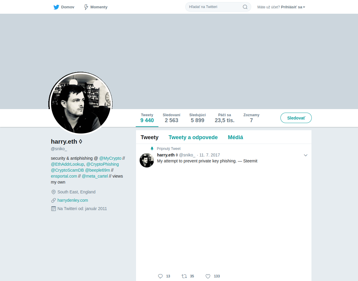 My @sniko_ profile on 14 April 2021, with no verified badge and 5,899 followers
